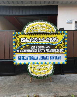 Papan Bunga Duka di Pohjentrek